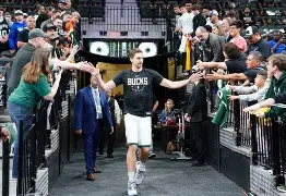 pocket game-圣安东尼奥马刺赛前迎来里程碑冲刺阶段布鲁克林篮网调整名单以备德国杯，媒体一致点评：冲刺阶段布鲁克林篮网备战欧超杯的简单介绍