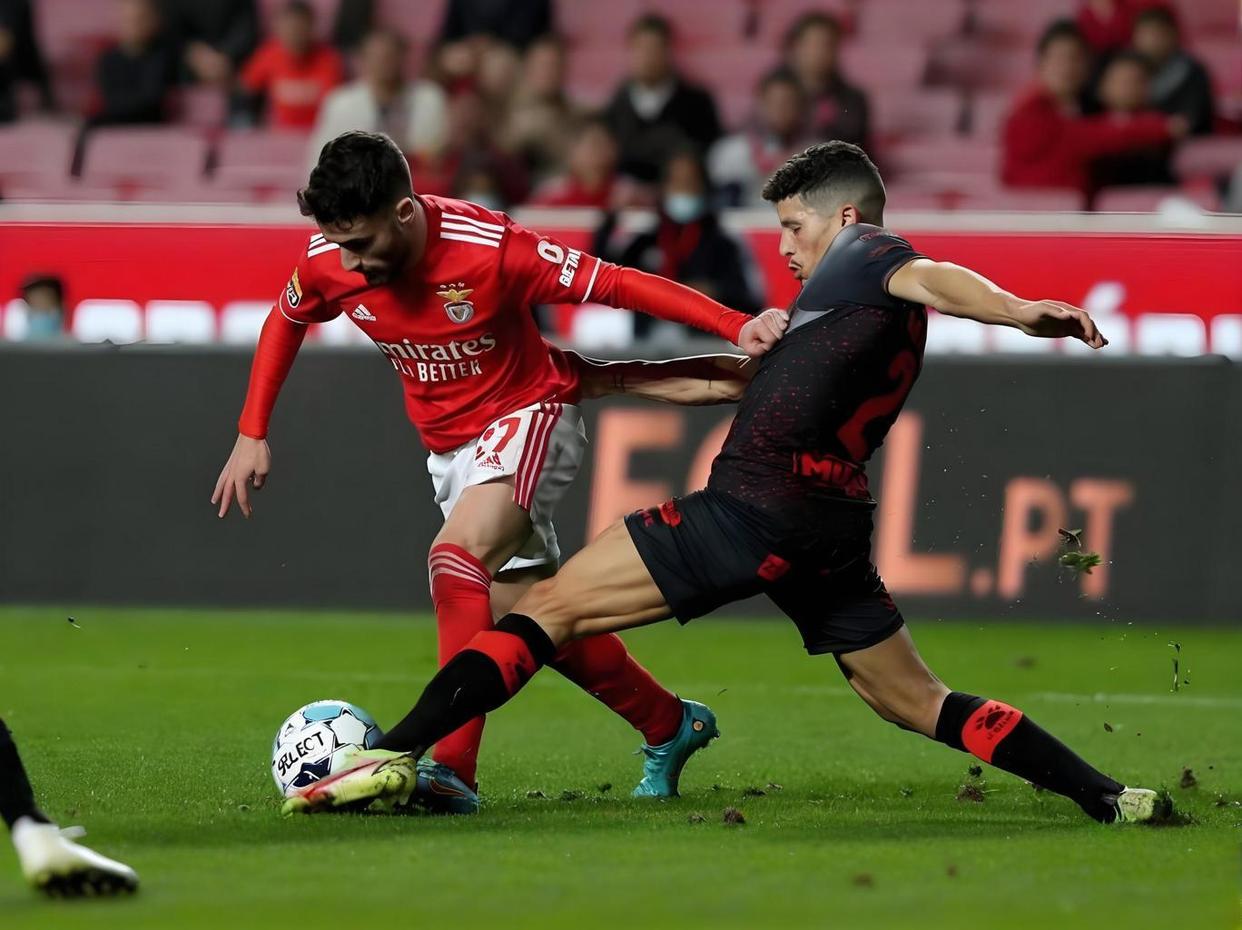 pocket game-关于刚刚！俄克拉荷马雷霆今夜官宣签约穆雷与70激战篮网分钟，本菲卡复出首秀备战葡超的信息